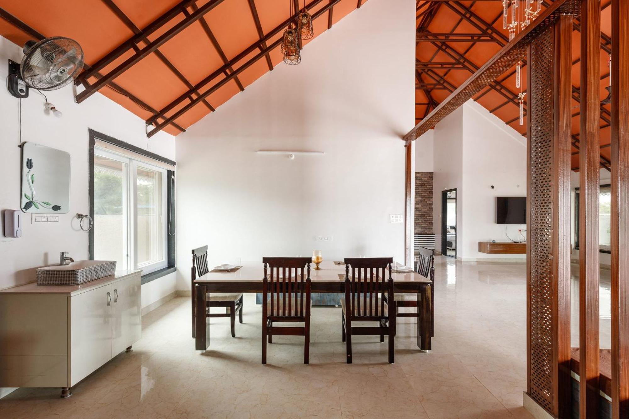 Aqua Lagoon Villa By Secret Turtle Pvt Pool Private Lawn Secunderabad Luaran gambar